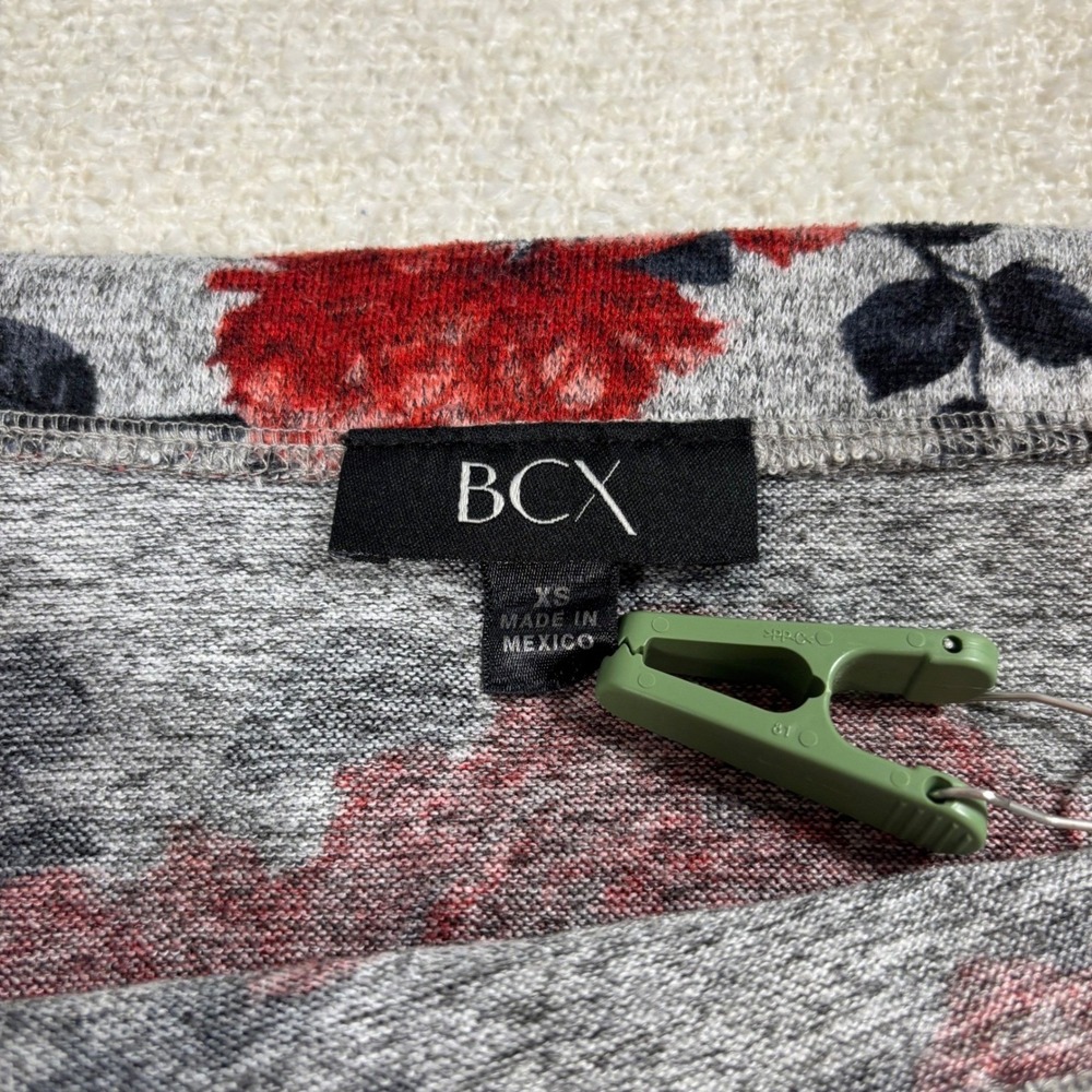 BCX y2k gray black red floral off shoulder sweater coquette chic romantic goth - Picture 3 of 6